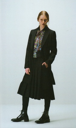 Y'sの洋服