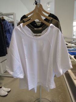 Y's 服　通販　写真